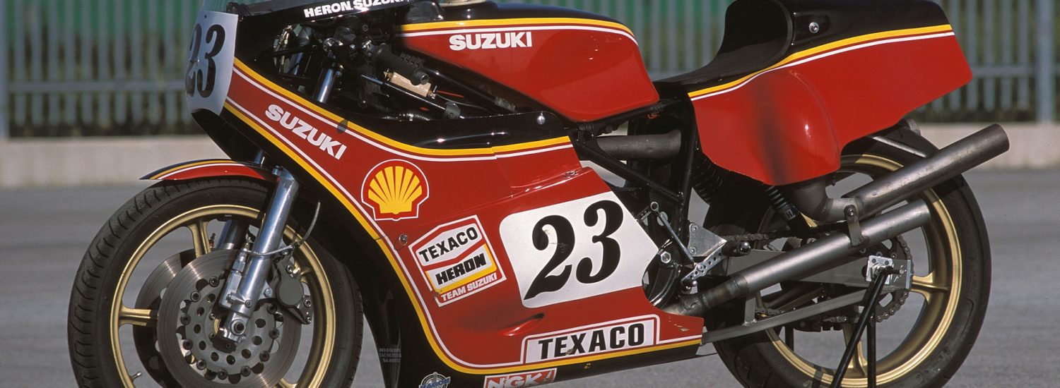 The shift on the Suzuki was remarkably stiff! Sheene would head out last so he wouldn't have to find neutral on the grid...