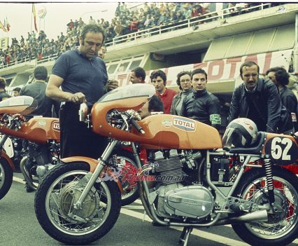 1972 Le Mans 24h Bol d’Or. Tony Melody and Doug Cash prototype Laverda 3C with modified frame. DNF due to gearbox problems.