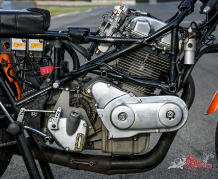 Air-cooled DOHC three-cylinder in-line four-stroke with 180° crankshaft, chain camshaft drive, and two valves per cylinder (40mm inlet/35.5mm exhaust).