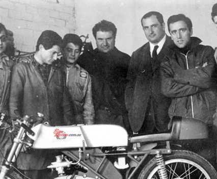 1962 Primo Zanzani-C in MotoBi Reparto Corse with Marco Benelli on his right! This was after Benelli joined with MotoBi.