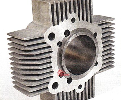MotoBi Sei Tiranto cylinder showing six stud holes (smaller ones).