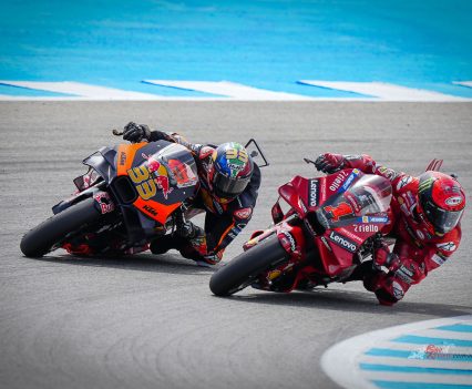 Miller took to the front by eight to go, however, and the duel was on. The KTMs still began to pull away from the two Ducatis though, and by four laps to go the gap was half a second.