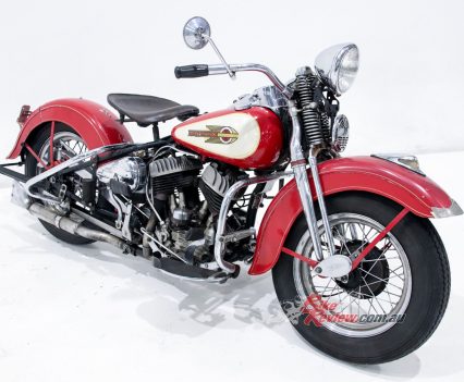 This popular 1942 Harley-Davidson model WLA 750 should sell for $20,000-$25,000.