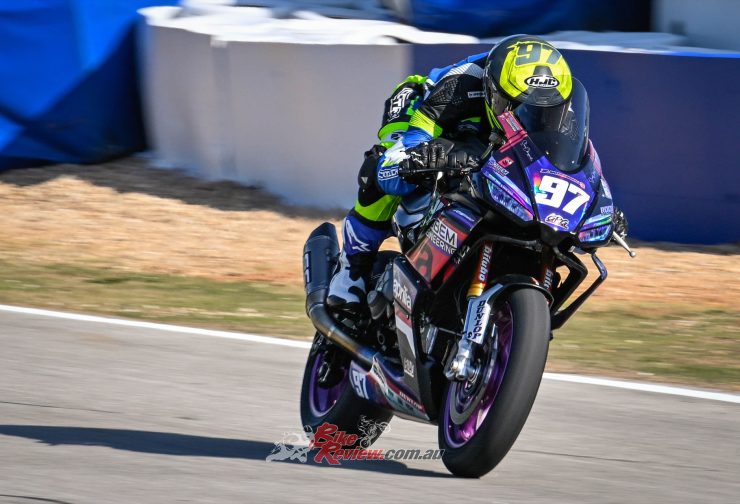 Landers and Rodio showed immediate pace in the first on-track session of the weekend. Landers led the field in Friday morning practice with a 1:48.063 lap time -- which was 0.525 seconds faster than the next-fastest rider.