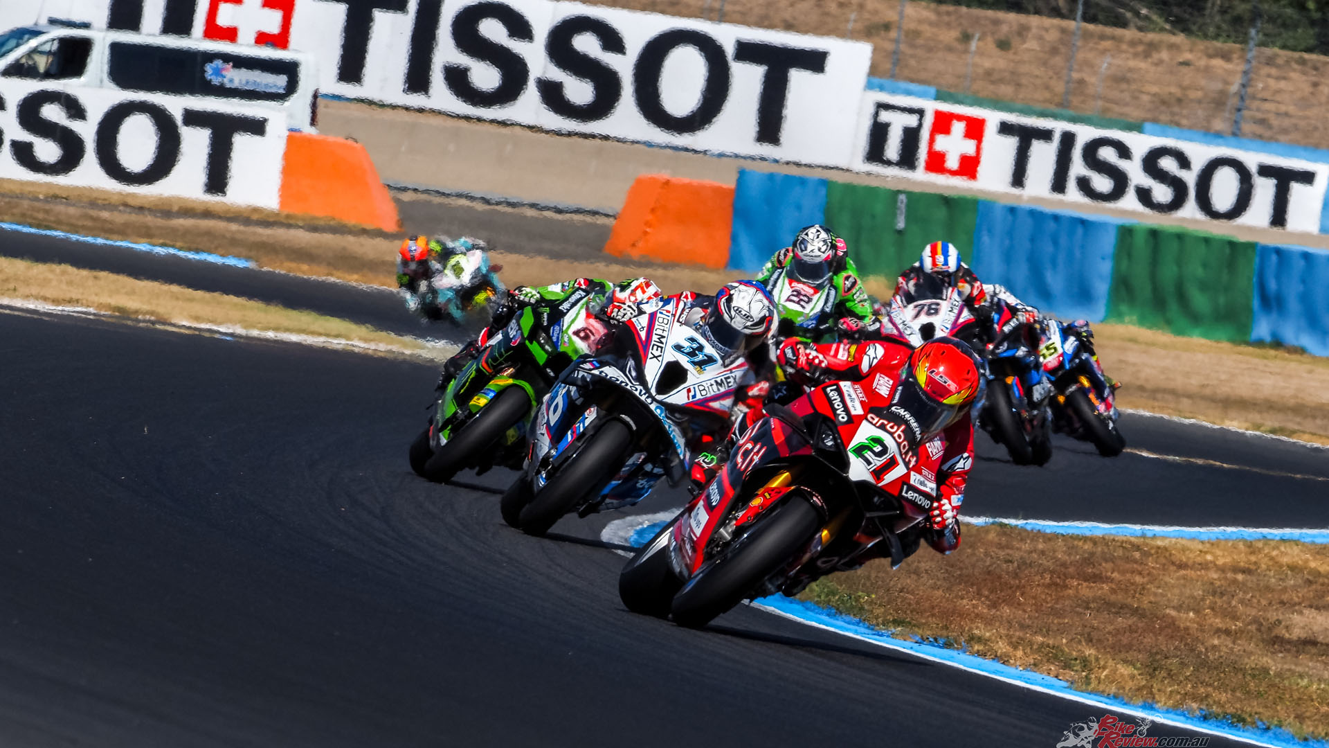 The race was reduced to 20 laps after a technical problem when riders took their positions on the grid following the warm-up lap, with the start delayed by a few minutes and a lap lost from the original race distance.