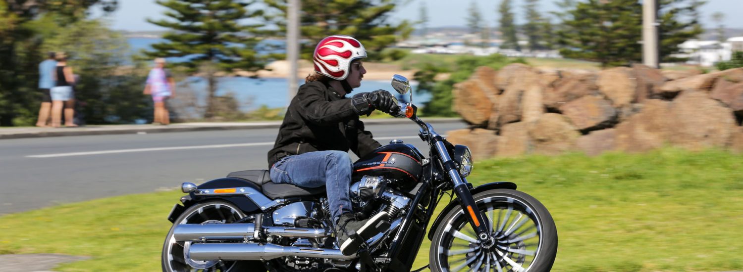 You don’t have to reach the corner of the tyre to scrape the footpegs, which actually makes for awesome fun and gives an excellent guide to not lean this beefy machine over too far.