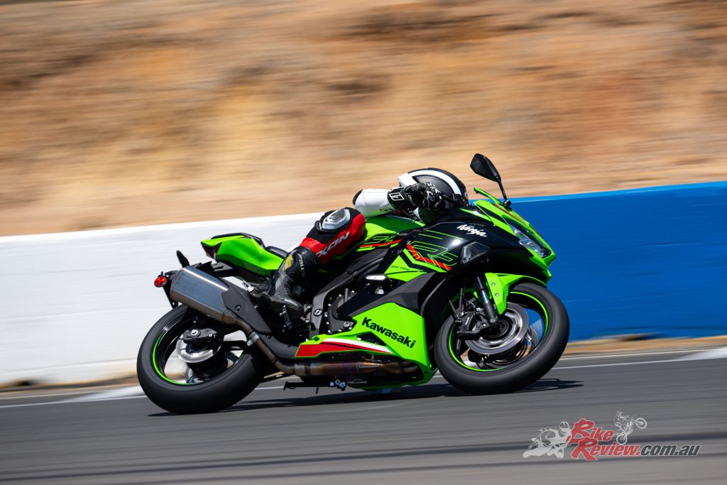 ユウ ユウ atmos x adidas ZX