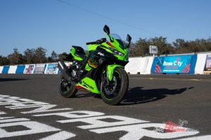 There is no denying that a non-lams approved, small capacity, high revving four-cylinder sportsbike is an incredibly niche market in Australia. But, goodness, we are glad Kawasaki brought the new Ninja ZX-4RR & ZX-4R to Australia.