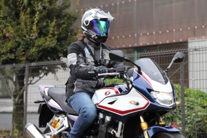 Arai flew journalists from all over the globe to come and check out how the new Tour-X5 is constructed and spend a good very hundred KM testing it out in multiple conditions.