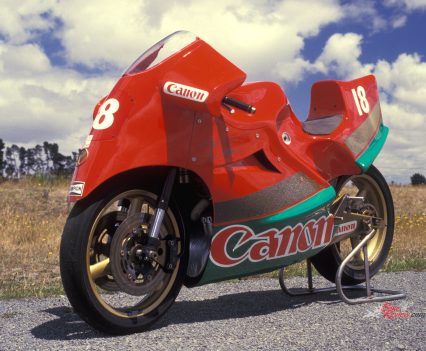 Proving Britten was far ahead of his time was the self-built Aero-D-One, sporting fairing that would almost be normal in MotoGP now...