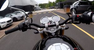 There's nothing on the market that comes close to feeling like the Norton Commando 961 SP. Whether that's a good or bad thing is heavily dependant on the customer...