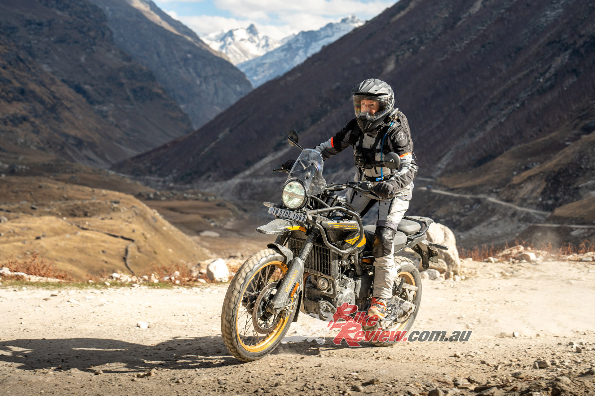 Heading to the Himalayas for two full days of riding with a brand-new, untried helmet could have been a bad idea, but not with the Airoh Commander.