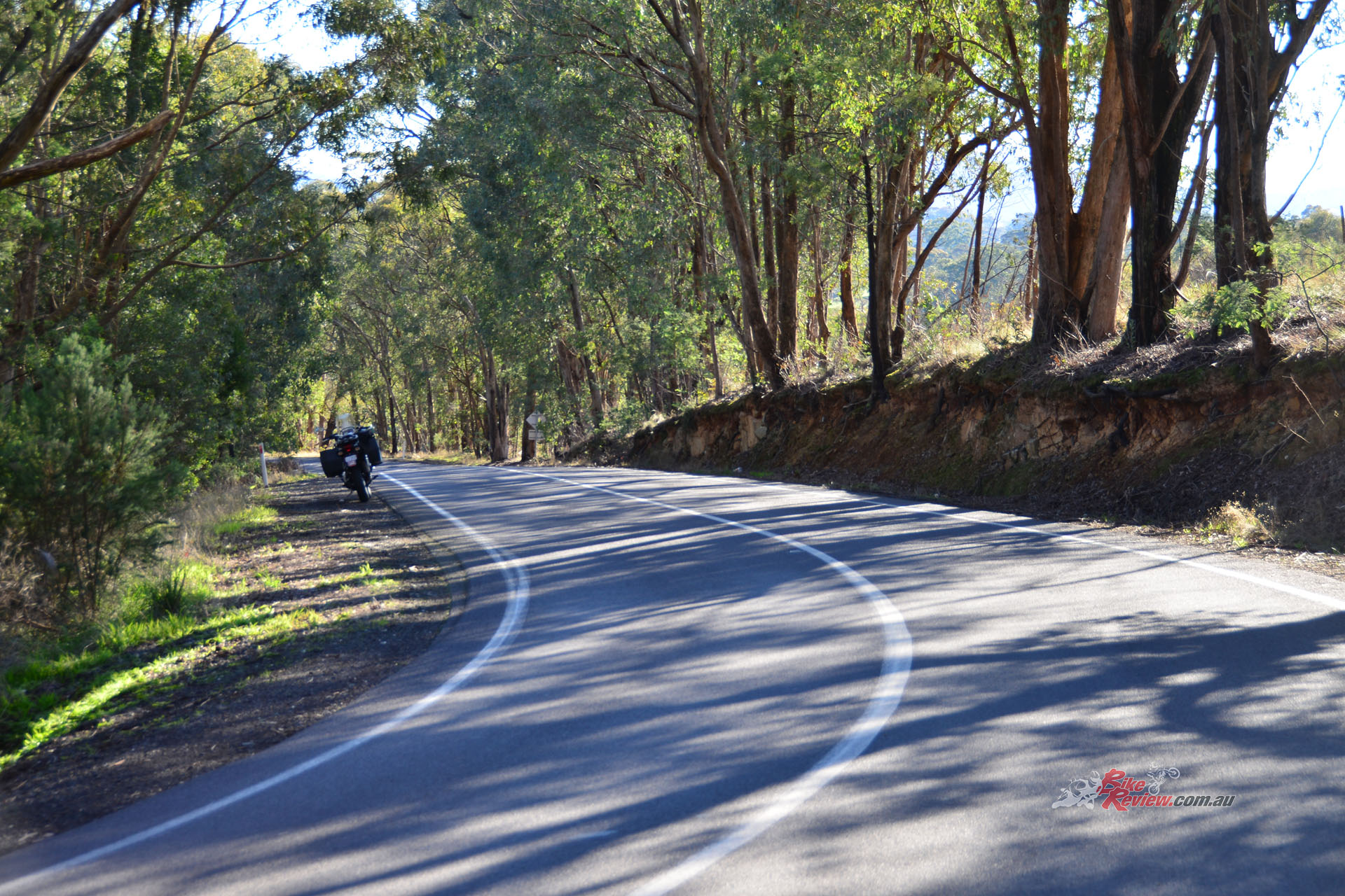 Indigo Shire’s roads around Chiltern are generally in good shape, like this one down from Beechworth.
