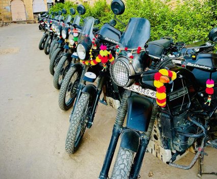 Royal Enfield may have 2000+ retail locations across India, but it appears they have recognised that renting bikes and selling them are two very different processes.