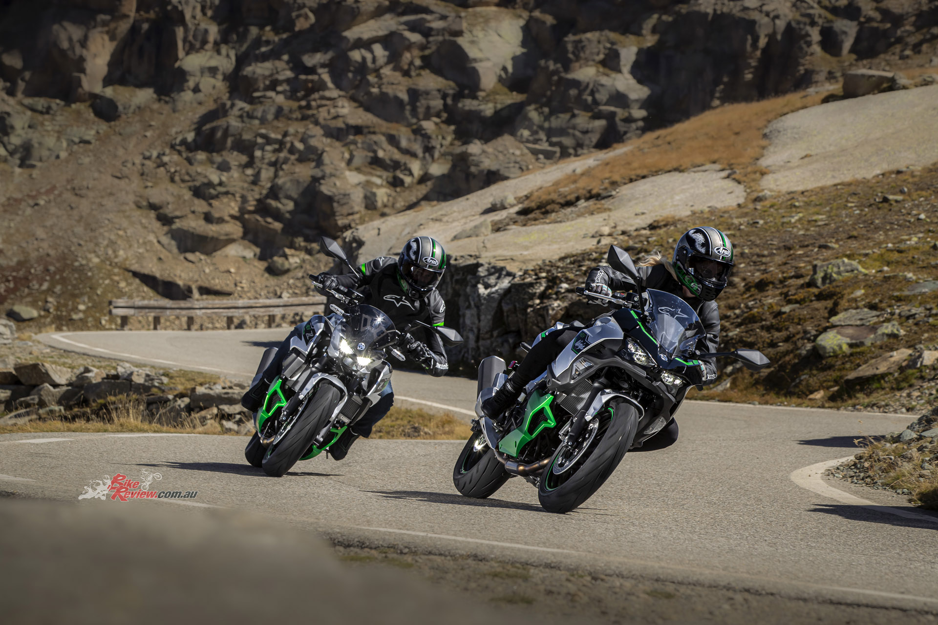 Kawasaki Z500, Ninja 500, Ninja 7 and Z7 Hybrids confirmed for