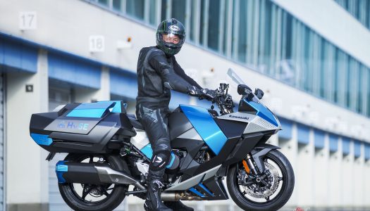 Video | Hydrogen ICE Kawasaki Motorcycle Tested Publicly, In Production By 2030s.