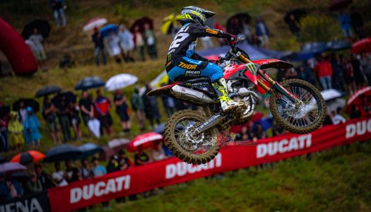 Desmo450 MX MXGP World Championship with Tony Cairoli.