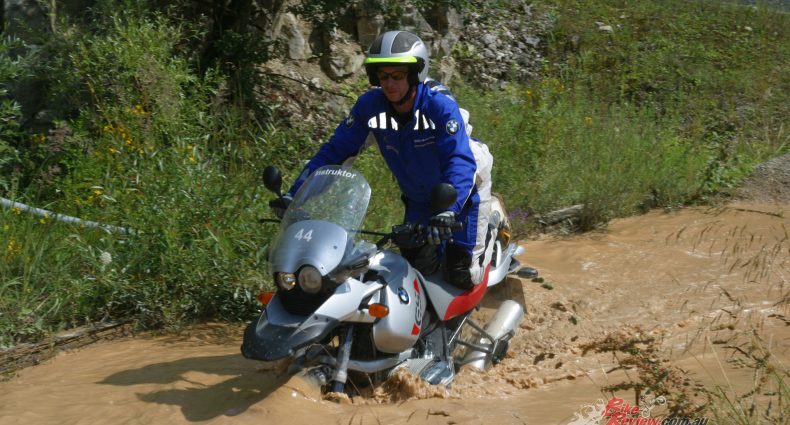 Even underwater, in Europe (like here in BMW’s training centre Hechlingen) you stick to the right.