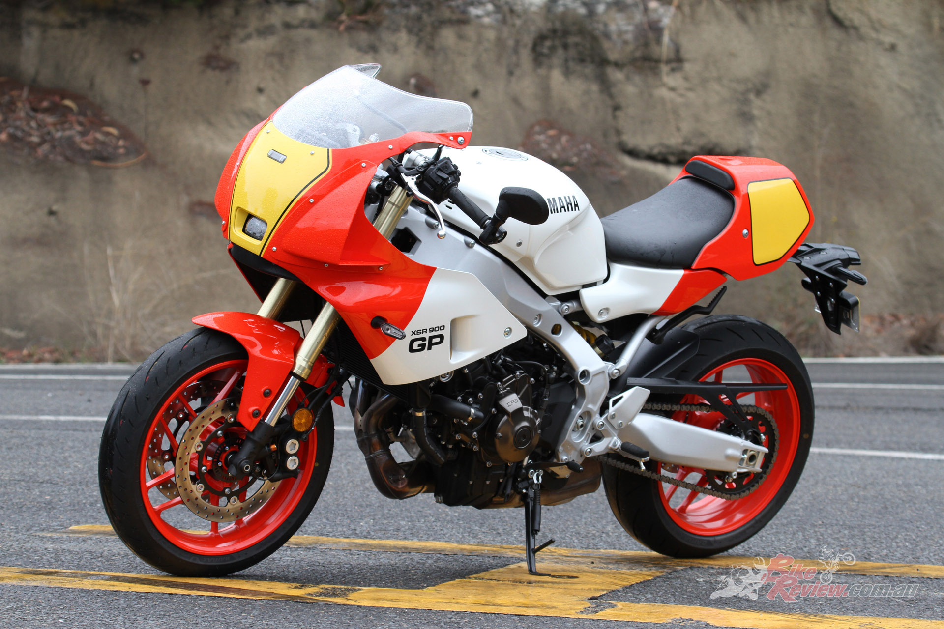 What do you see when you look at the XSR900GP? We see TRX850 meets FZR1000 OWO1 meets TZR250 and XSR900!