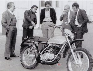Italo Forni showing the Regolarita to Motociclismo journalists with Ducati CEO Cristiano de Eccher.