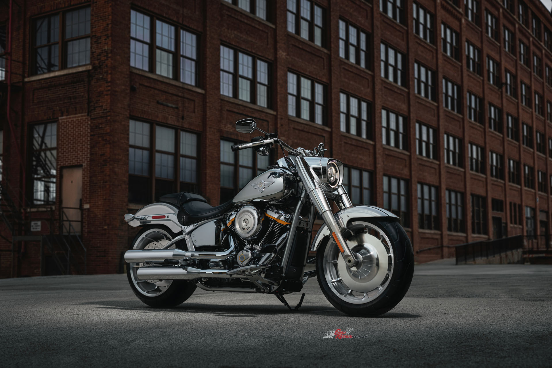 Originally launched in 1990, the Fat Boy broke the mold with its slammed stance, disc wheels and unmistakably bold styling.