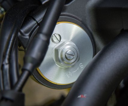 Front fork damping adjustment.