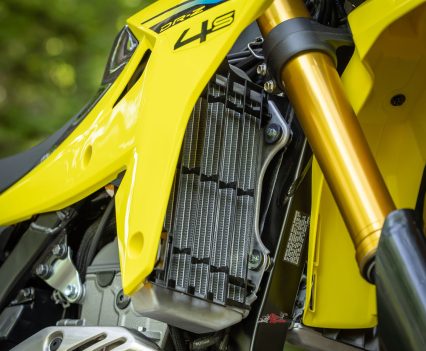 Radiator shrouds, 27.5 degree steering angle/109mm trail.