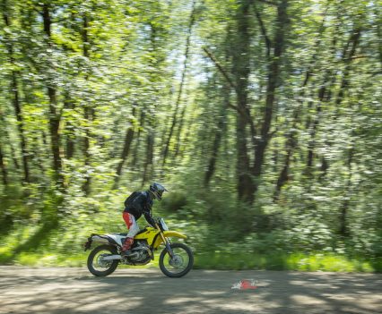 The 398cc single is now fuel injected, with 37.5 horsepower at 8,000 rpm and 27.3 ft-lbs of torque at 6,500 rpm