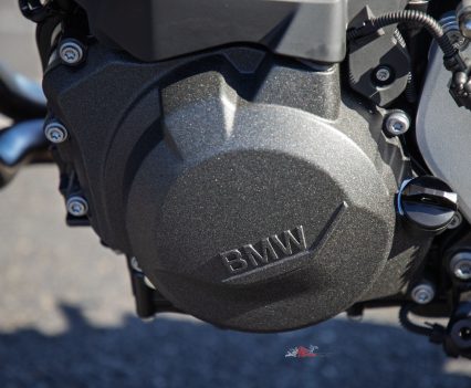 2025-BMW-F 900 R review (8)