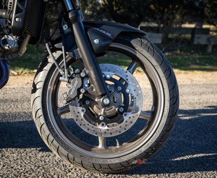 BikeReview-2025-Suzuki-SV650 (17)