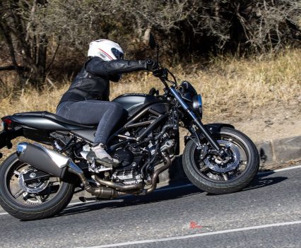 BikeReview-2025-Suzuki-SV650 (28)