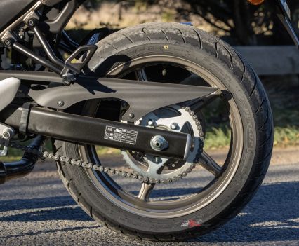 BikeReview-2025-Suzuki-SV650 (48)