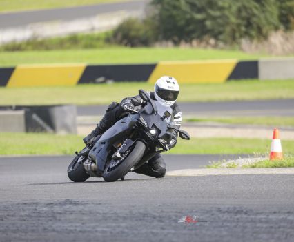 BikeReview_2025_Yamaha_YZF-R9 launch Test (4)