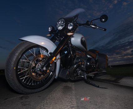 BikeReview-2025-BMW-R 18 Classic Review (18)