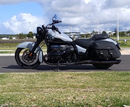 BikeReview-2025-BMW-R 18 Classic Review (27)