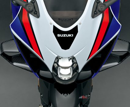 BikeReview-2026-Suzuki-GSX-R1000R 40th (55)