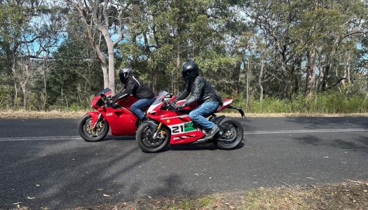 Video | Old vs New: Ducati Panigale V2 Bayliss vs Ducati 996
