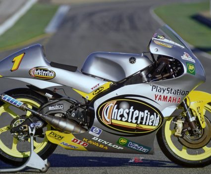 BikeReview-TBT-Cathcart-Yamaha YZR250 2000 (2)