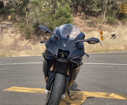 BikeReview-Yamaha YZF-R9 Staff Bikes Part 1 (3)