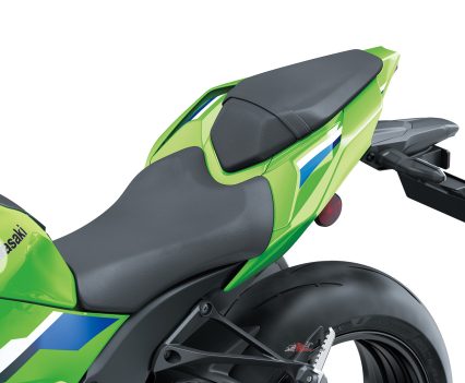 BikeReview-2026-Kawasaki-ZX-10R (20)