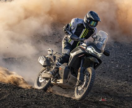BikeReview-CFMOTO-1000MT-XCFMOTO_1000MT-X_Outdoors_8