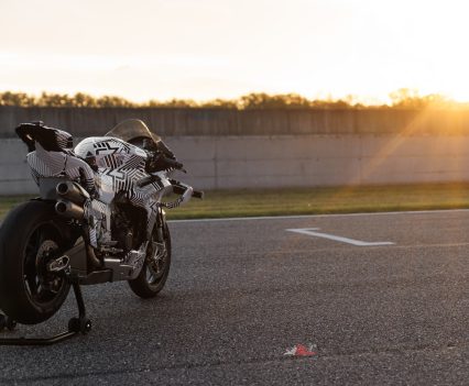 BikeReview-CFMOTO-V4 SR-RR (20)