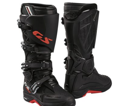 BikeReview-Xmas Gift Guide 2025-GS-Competition-Boots-1