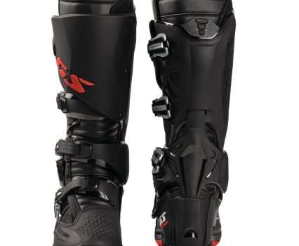 BikeReview-Xmas Gift Guide 2025-GS-Competition-Boots-2