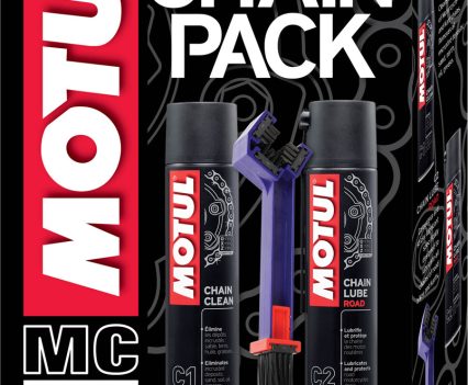 BikeReview-Xmas Gift Guide 2025-Motul Road Chain pack