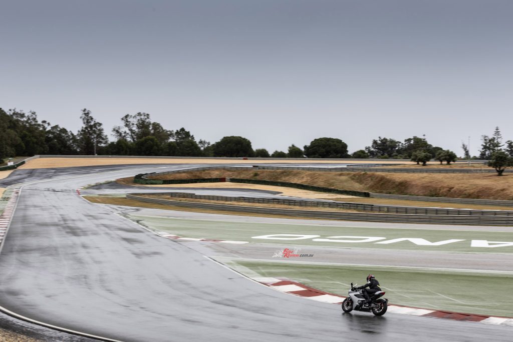 Changing conditions revealed the Manx R’s broad capability.