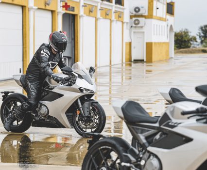 Wet conditions proved an ideal test of the Manx R’s composure.