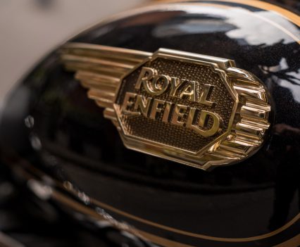The Bullet 650’s tank holds 14.8L, giving it enough range for longer rides without spoiling the shape.