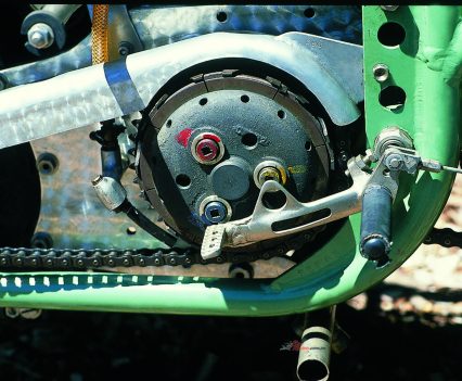 Chain primary drive fed the four-speed gearbox used throughout the bike’s racing career.