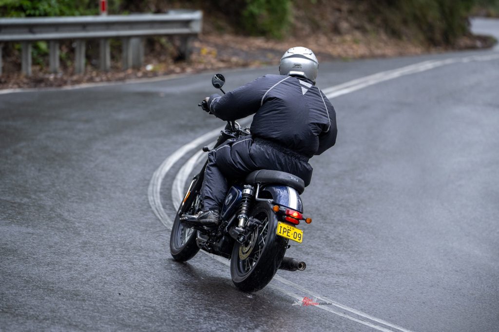 Wet roads highlighted the Gold Star’s predictable handling and well-calibrated ABS.